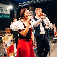 Wunderbare Stimmung in Soběslav auf dem Marktplatz am Samstag Abend