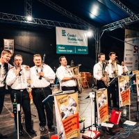 Wunderbare Stimmung in Soběslav auf dem Marktplatz am Samstag Abend